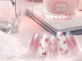小花柄ネイル
