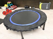 楽しいだけじゃない！！トランポリンは下半身・背中に効きます◎