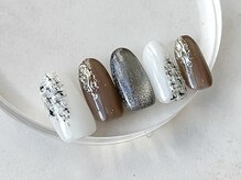 ワンアンドオンリー(One&Only)/モノトーン×ツイードネイル