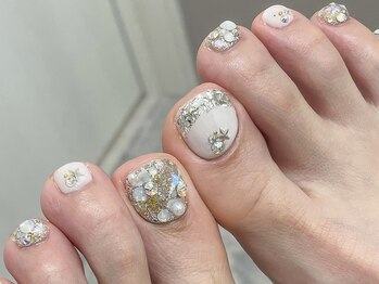 ホワイトシルバーネイル7700円