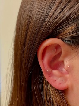 セルカ(CELCA)/耳つぼジュエリー