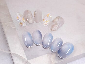 ディバイン ネイルズ(DIVINE NAILS)の写真/抜け感ある大人可愛いデザイン&300色以上のカラーで何度でも見返したくなる指先に。美爪ケアで仕上がり◎