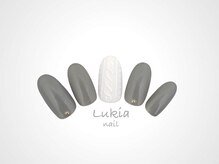ルキア(Lukia)/冬ネイル☆グレーワンカラー