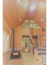 自然派カイロ整体院/★吹き抜けログハウス★　内観