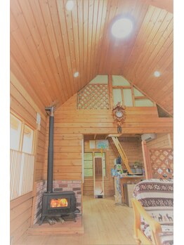 自然派カイロ整体院/★吹き抜けログハウス★ 内観