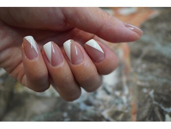 オンスカー(Onskar)/ハンドネイル/デザインフレンチ