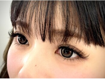 ティアラッシュ(TiALASH)の写真/仕上がり◎魅力を最大限に引き出す【ダブルフラットラッシュ】自然な濃密まつ毛に感動☆