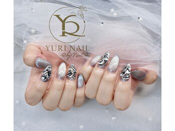 ユリナリタ(YuRi Narita)/