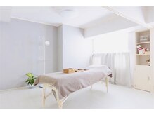 ナディヨガサロン(NADI YOGA SALON)