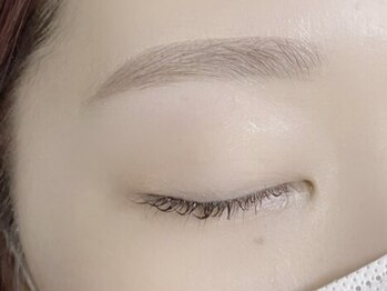 アイラッシュユーリ(Eyelash Juli)の写真/【眉毛WAX】完全個室のプライベート空間で、あなただけの似合わせ。