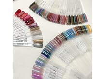 クリスタル(CRYSTAL)の雰囲気（豊富なカラーバリエーションなんと600色以上！定期的に新色入荷）