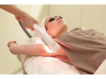 ヒメミ(Himemi)/脇脱毛 フェイシャル/毛穴