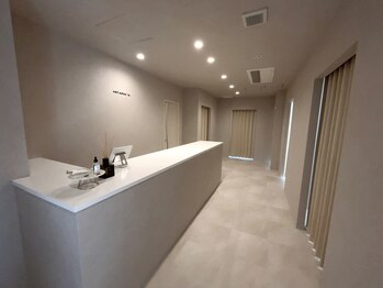 イズ 栄生本店(Is.)/こだわりの店内