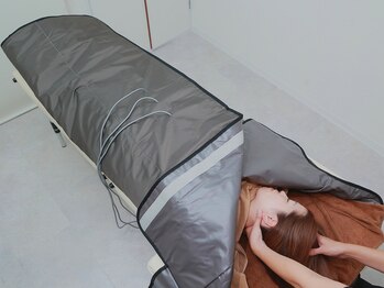 ワイスリー(Y3)/発汗ベット肩こり40分コース