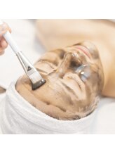 ポノヘア(PoNohea)/《毛穴エクストラクション》