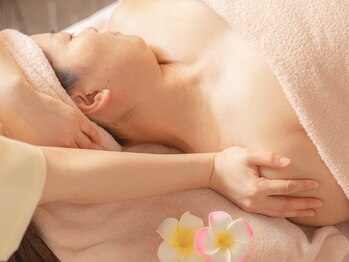 ラクラク健康堂 元町 中華街店(RAKURAKU健康堂)/