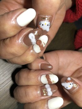 ブロックファイブハナ(Block 5 HANA)/キャラクターネイル