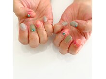 ミミ(mimi)/タイダイ×ターコイズネイル