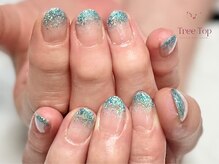 ツリートップ(Tree Top)/ラメグラデーションネイル