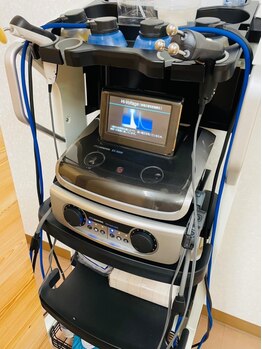 ヒガサ整骨院(Higasa整骨院)/EMSを搭載した器械です