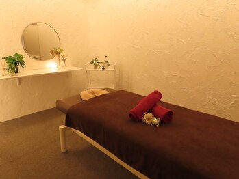 フーリット バイ アイビー(Foulit by IVY)/落ち着いた雰囲気の店内