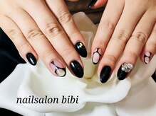 ネイルサロン ビビ(bibi)/くり抜きブラック