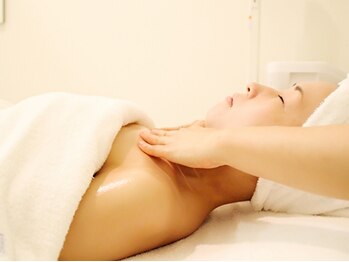 ポーラ ザ ビューティ 足利店(POLA THE BEAUTY)/デコルテ・フェイシャル洗浄