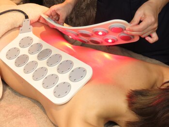 TMサロン 赤坂/首肩こり、姿勢も最強TMキューブ