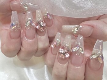 ラビィ(Raviy)/ビジューネイル