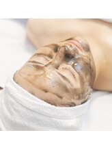 ポノヘア(PoNohea)/《毛穴エクストラクション》