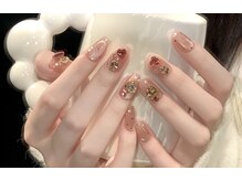 リリーブ(RELIEVE)の雰囲気（夏にピッタリ大人可愛いロングカラーストーンネイル♪）