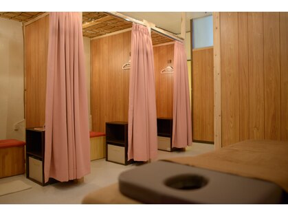 ツバキ(TSUBAKI)の写真