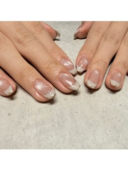 Re:re nail studio【リリ ネイルスタジオ】【12月上旬OPEN（予定）】の写真/フォルムにこだわる上品大人ネイル。肌馴染みの良いカラーと丁寧なケアで、シンプルだけど気分が上がる♪