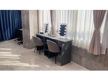 ラシーズ 天王寺店(La SHE's)の雰囲気（落ち着いたオシャレな店内♪メイク直しも出来ます☆）