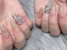 ニナズネイル(Nina's Nail)/キラキラネイル