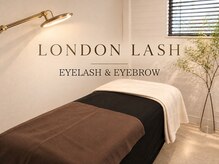 ロンドンラッシュ 宇都宮(LONDON LASH)の雰囲気（まつげ、まゆ毛の施術は１階で行っています♪ベッドは4台ご用意）