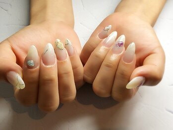 エムネイル(Ｍ)/ニュアンスネイル(^^)