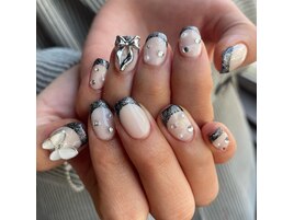 蝶々ネイル