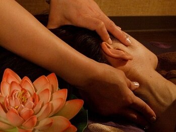 アール ピースア(R pii-suer)/【恵比寿ヘッドマッサージ】