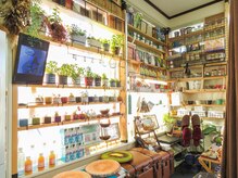 ほぐしてコリとる/お灸や観葉植物でお出迎え