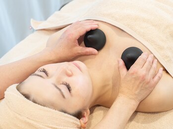 カホ(caho)/デコルテケア