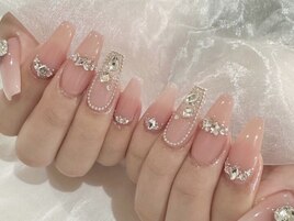 ビジューネイル
