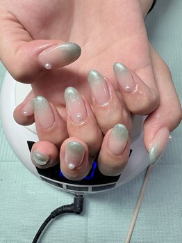 エステサロンメイ 美(MEI)/夏に涼しそうなカラーネイル