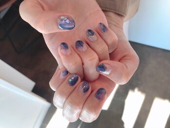 アモールネイル(amor nail)/ブルーニュアンス