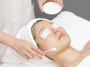 クロム(CHROME)の写真/今話題ハリツヤ水光肌が手に入る【水光ピーリング】が大人気★