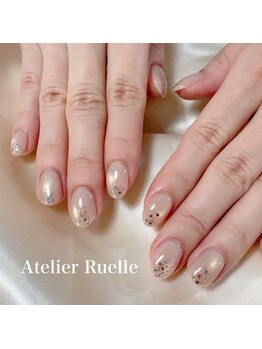 アトリエ リュエル(Atelier Ruelle)の写真/【派手なネイルができない方に！】高技術×丁寧なケアでモチの良さ抜群◎大人女性の指先を美しく♪