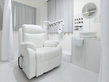 ホワイトニングショップ 本八幡店/【市川】【店内】ホワイトニング