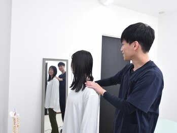 ヒノト(hinoto)の写真/≪美容整体もお任せ！≫猫背・巻き肩や反り腰を改善し本来の美しい姿勢に。ブライダルメニューもあります♪