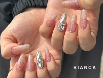 ビアンカ 浦和西口店(Bianca)の写真/色変更OK!理想のネイルが見つかる☆【サンプル豊富な定額コース¥5500~】トレンドをMIXしたデザインが人気★