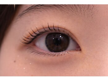 トトルナ(totoluna)/ビューラーいらずのまつ毛パーマ